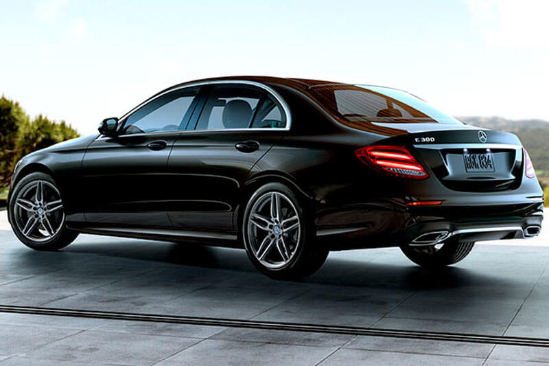 Chess Apartments limo service